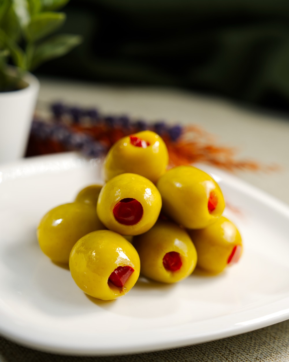 Biberli Yeşil Zeytin